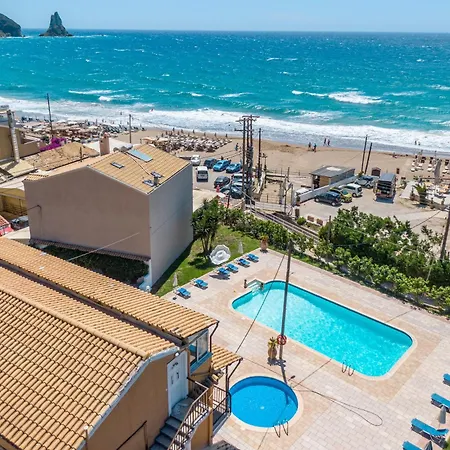 Mires House Side First Floor 8 *