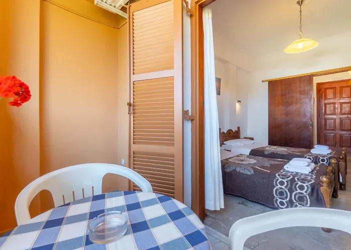 Mires House Side First Floor 8 *