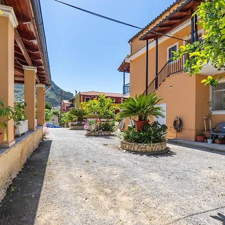 Mires House Side First Floor 8 Daire Agios Gordios (Corfu)
