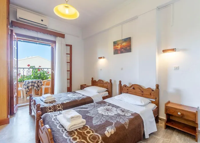 Mires House Side First Floor 8 Apartament *