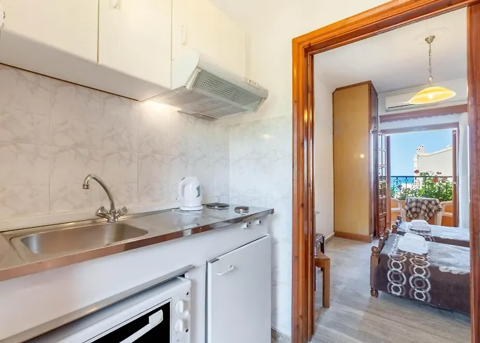 Mires House Side First Floor 8 Agios Gordios (Corfu)