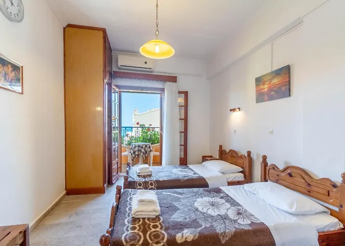 Mires House Side First Floor 8 *